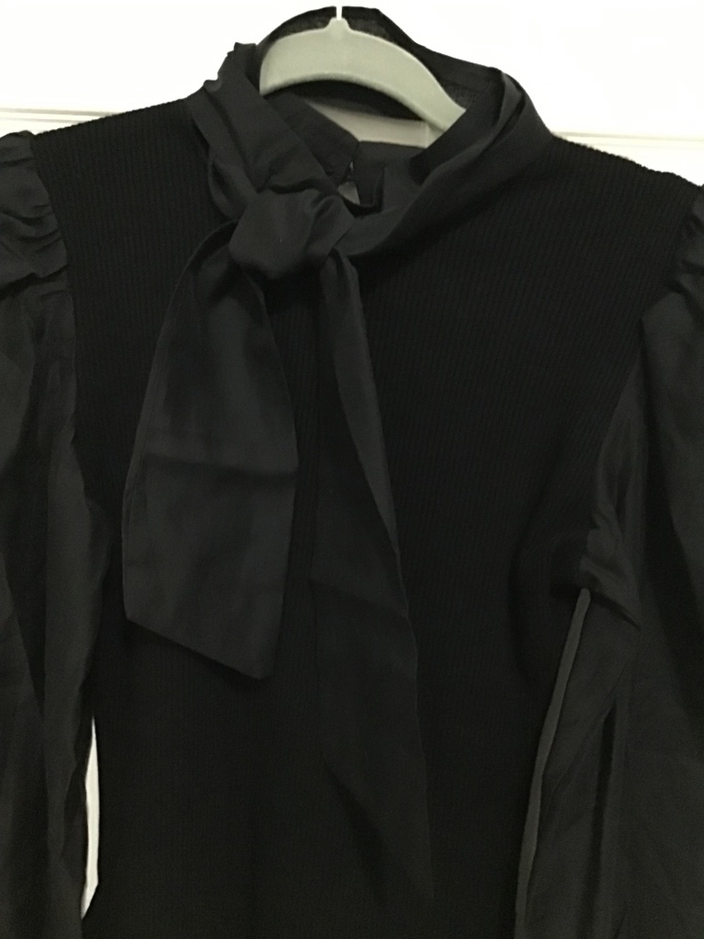 NWT Chic Wish Black Knit Top with Detachable Scarf